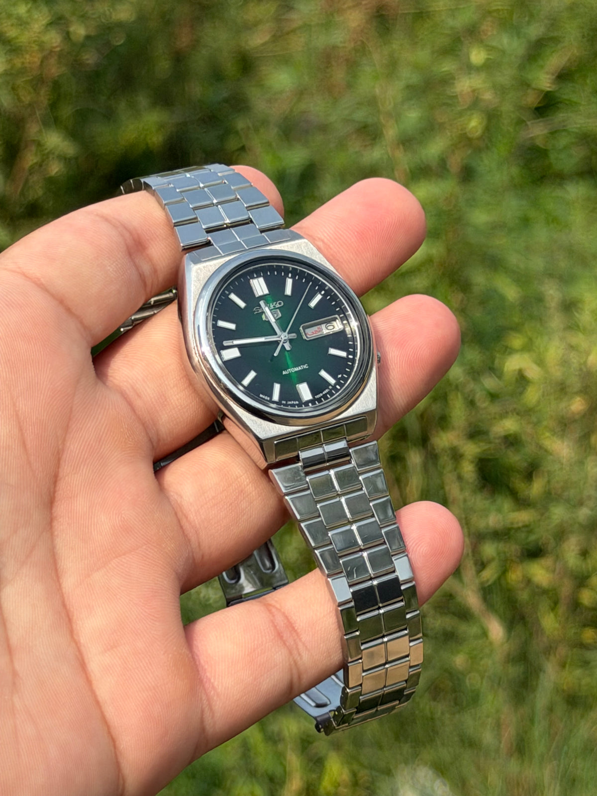 Vintage Seiko 5 Automatic Green Sunburst Dial - Original Movement | Made in Japan