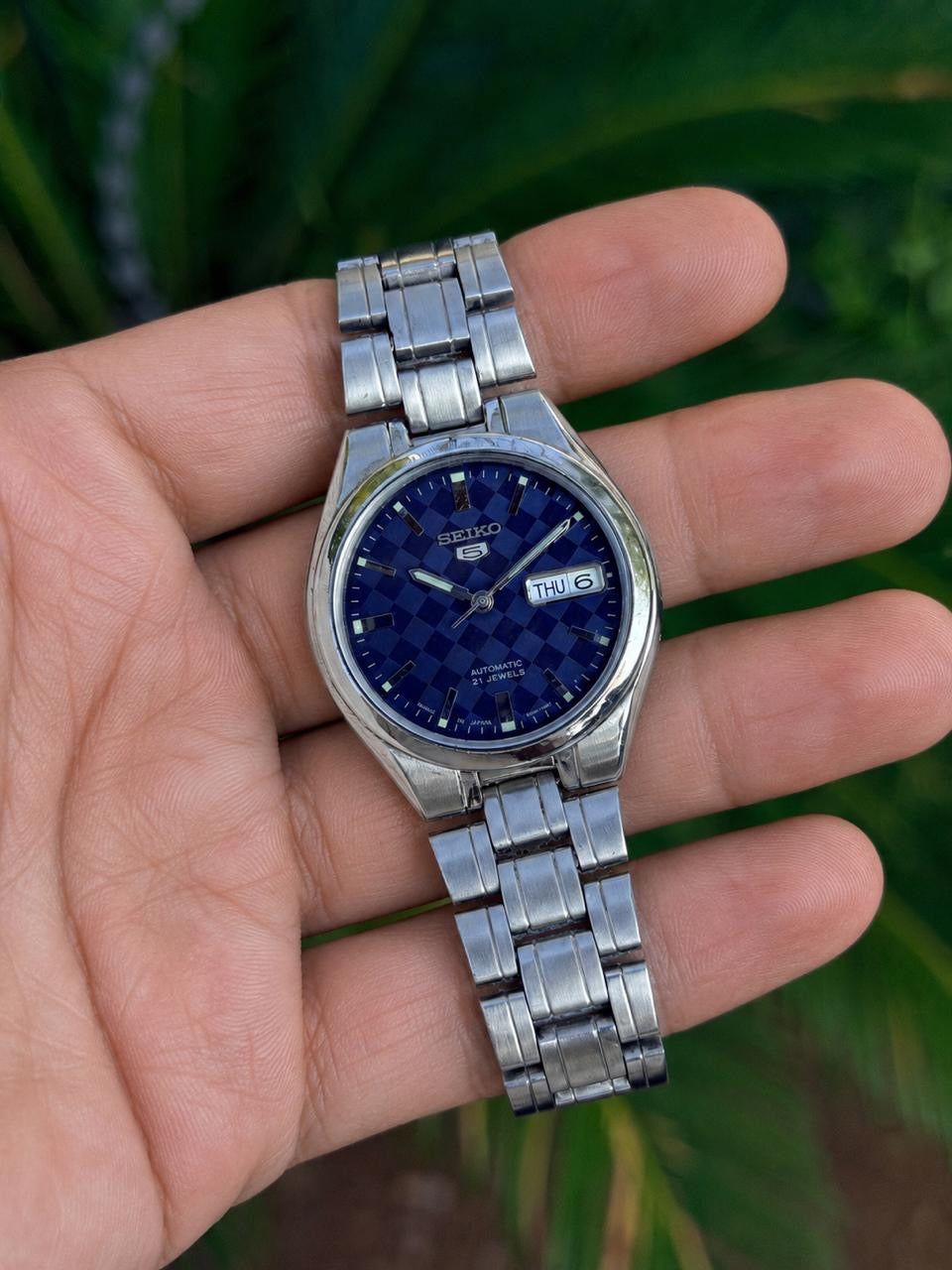 Gift For Him - Vintage Seiko 5 Automatic Blue Checkered Dial Watch - Day Date - 21 Jewels Gift For Dad| Refurbished