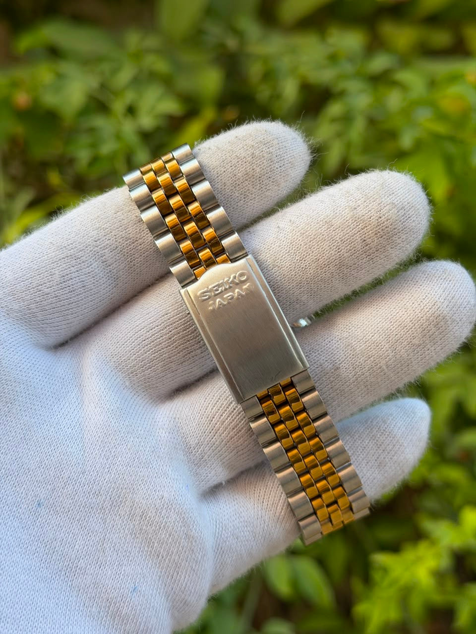 Vintage Seiko 5 Two-Tone Automatic Watch | Gold Champagne Dial Fluted Bezel Jubilee Bracelet Mens Watch