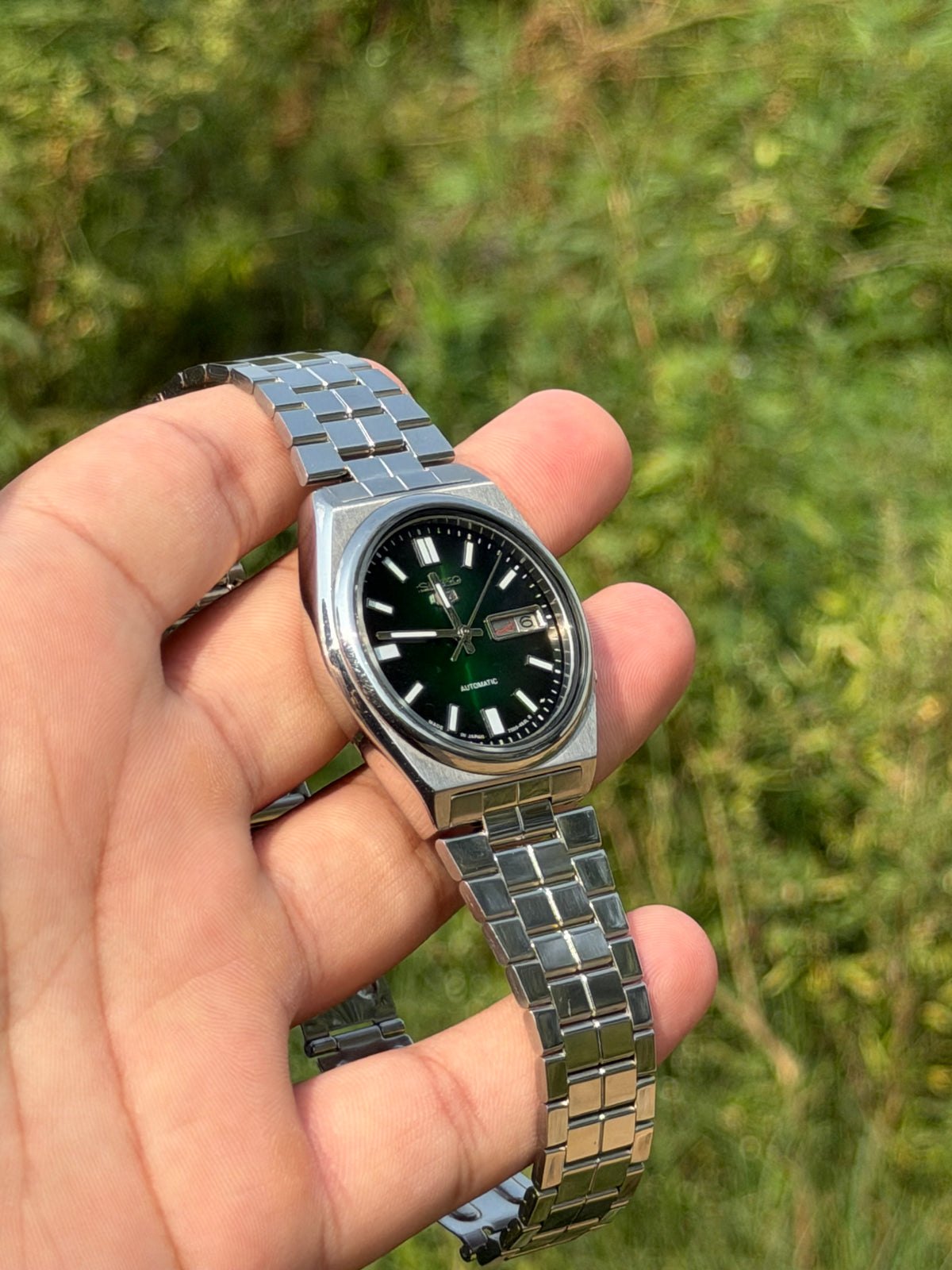 Vintage Seiko 5 Automatic Green Sunburst Dial - Original Movement | Made in Japan