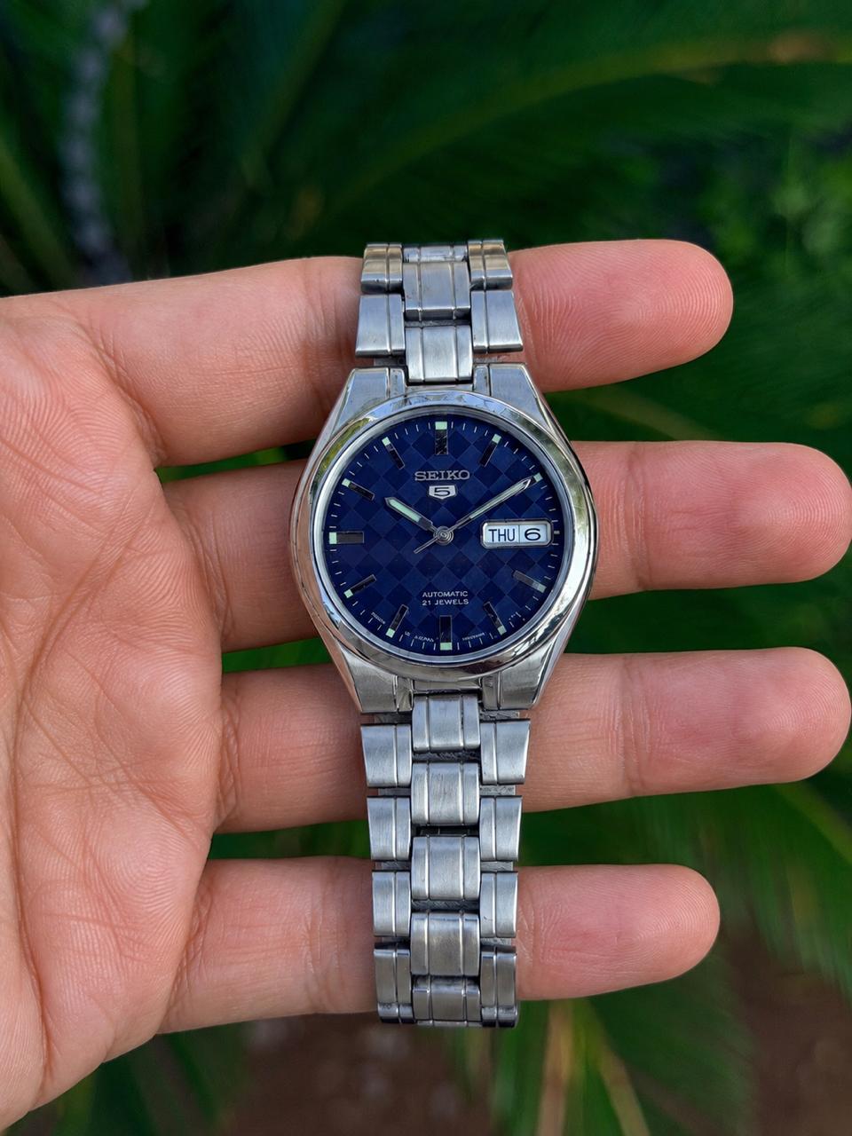 Gift For Him - Vintage Seiko 5 Automatic Blue Checkered Dial Watch - Day Date - 21 Jewels Gift For Dad| Refurbished