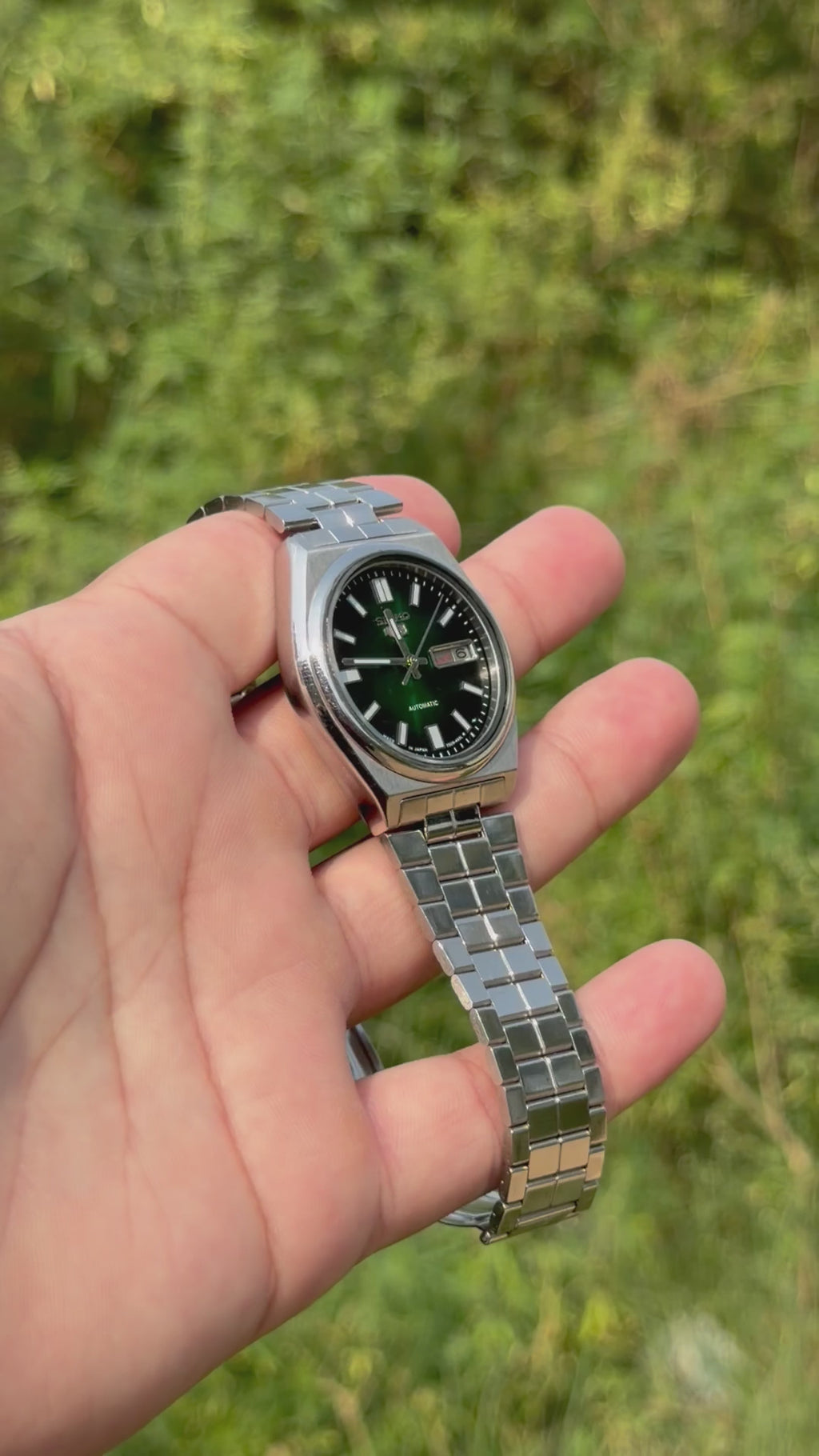 Vintage Seiko 5 Automatic Green Sunburst Dial - Original Movement | Made in Japan