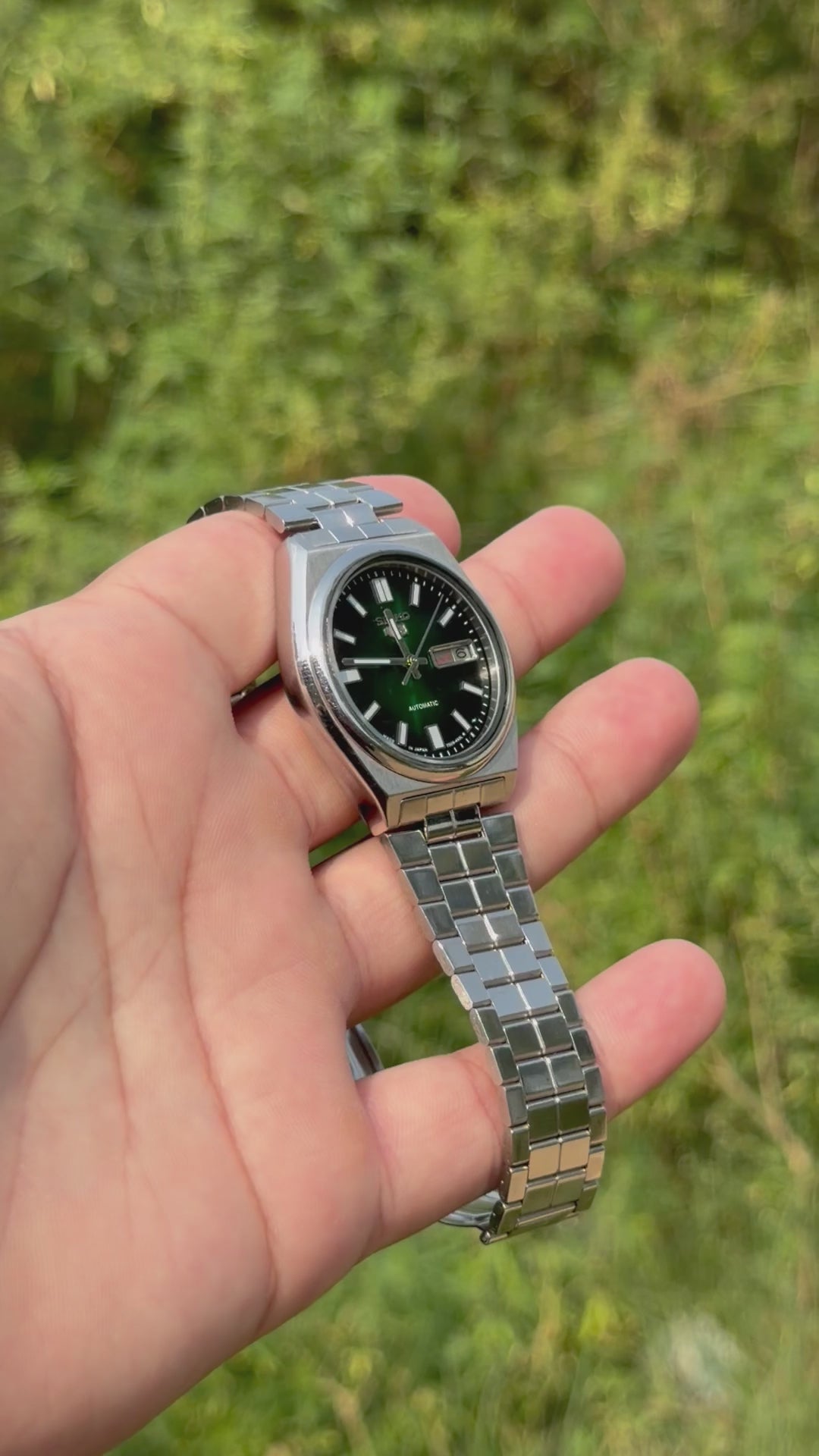 Vintage Seiko 5 Automatic Green Sunburst Dial - Original Movement | Made in Japan